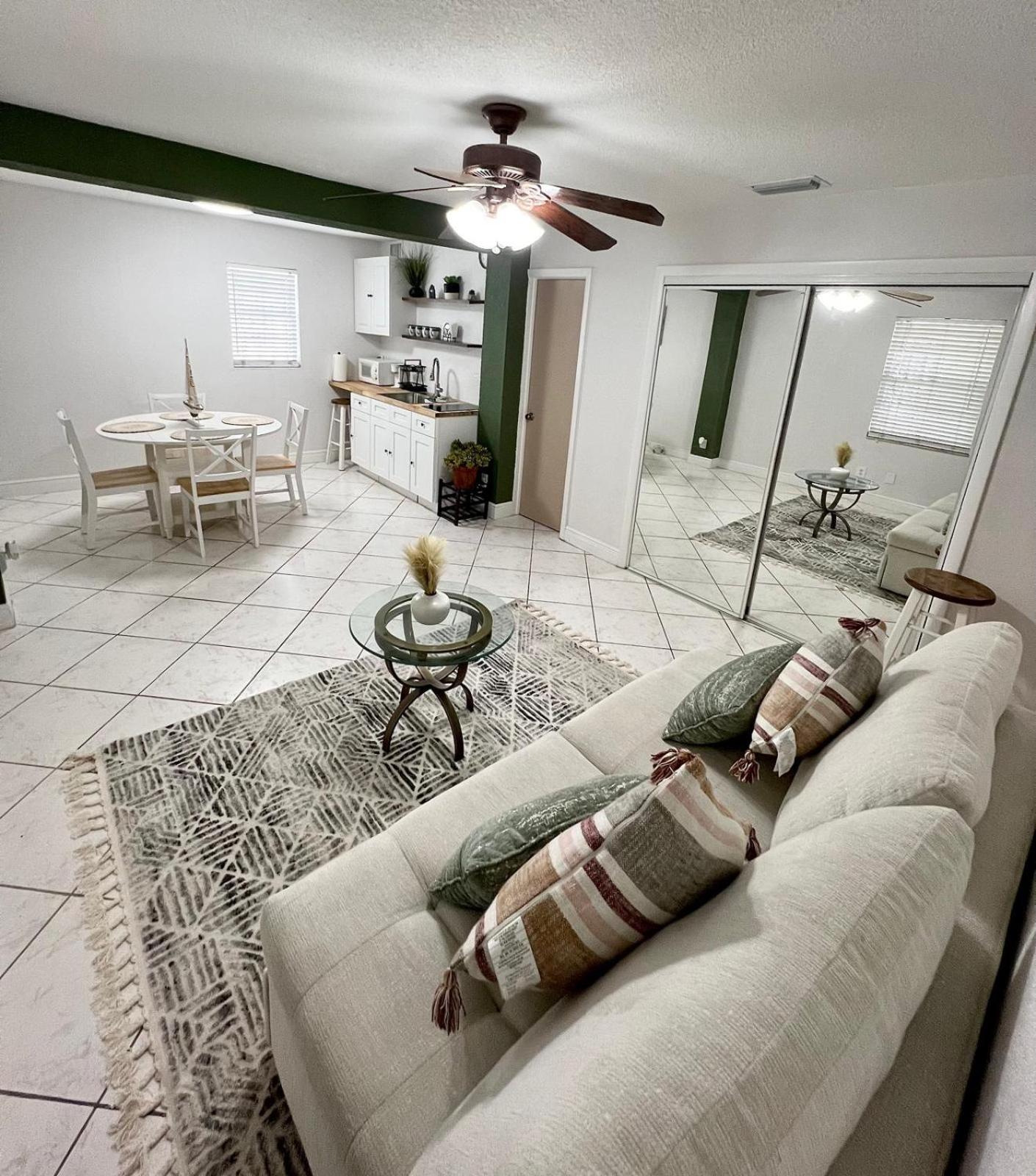La Casita Of Raymond James Stadium Apartment Tampa Exterior foto